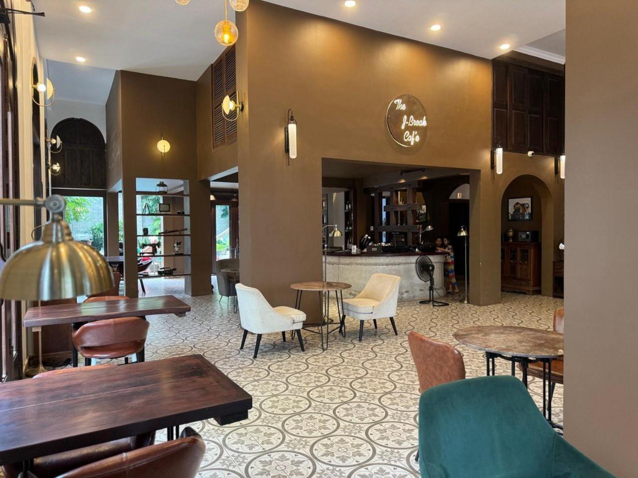 Hotel The J Break Boutique à Kampot Extérieur photo