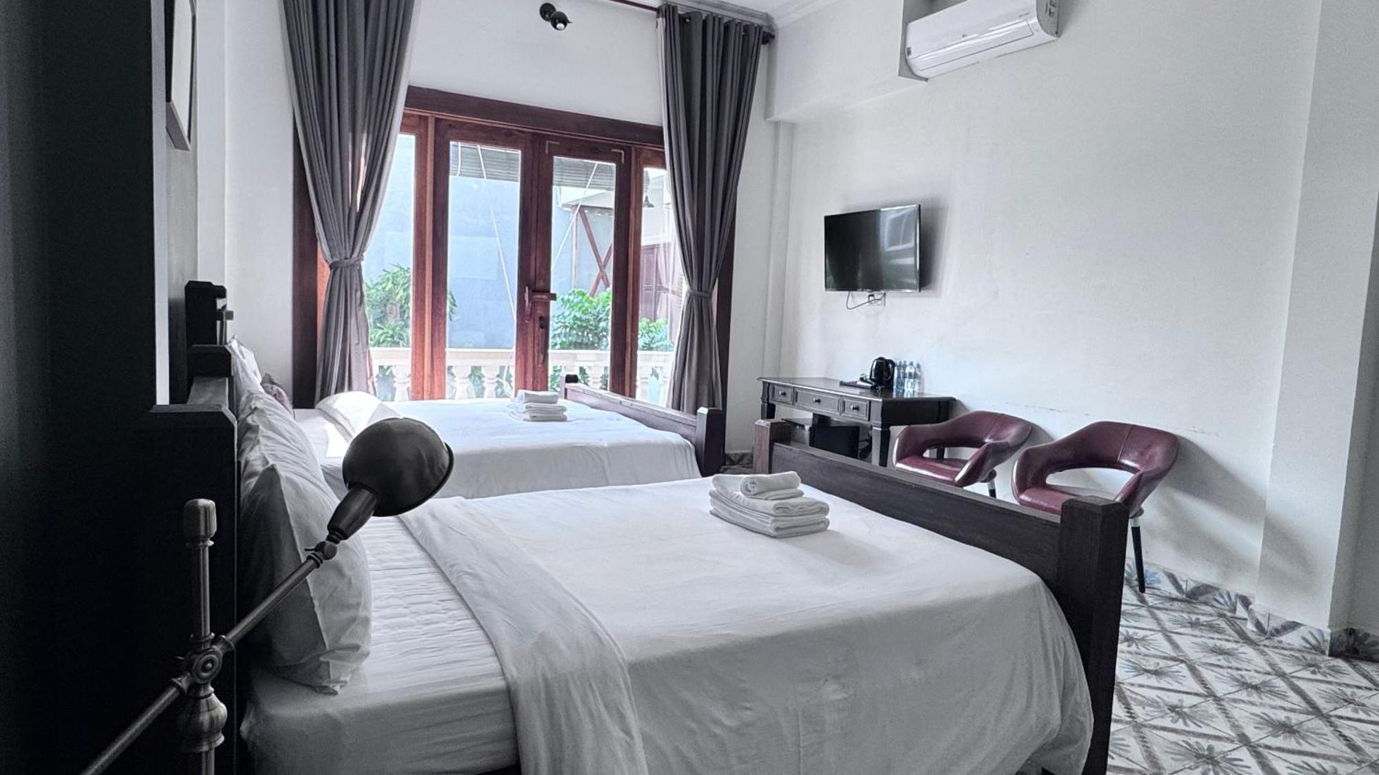Hotel The J Break Boutique à Kampot Extérieur photo